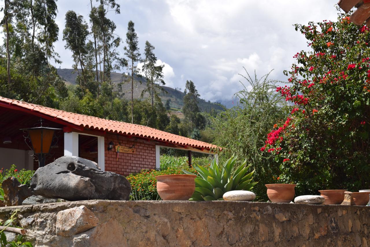 La Casita De Mi Abuela Hostel Mancos Bagian luar foto