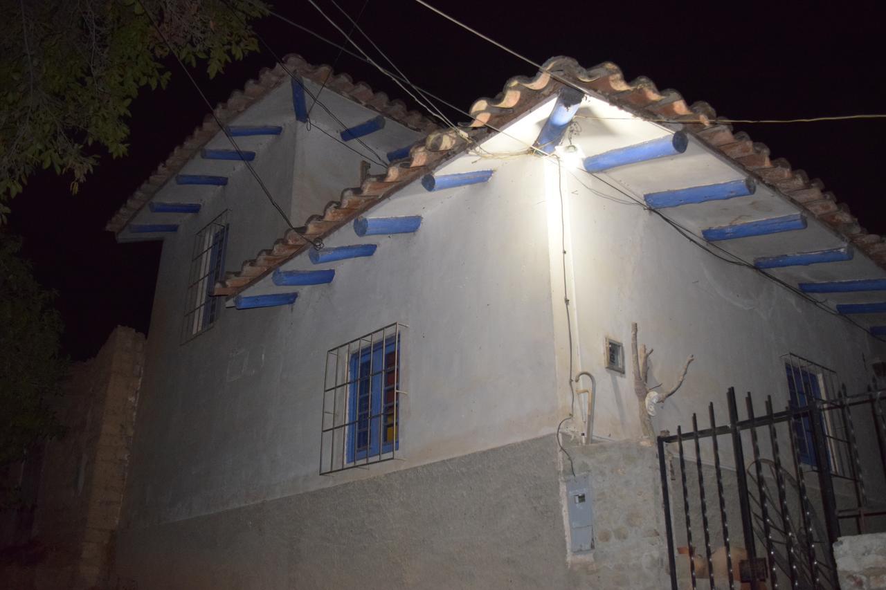 La Casita De Mi Abuela Hostel Mancos Bagian luar foto