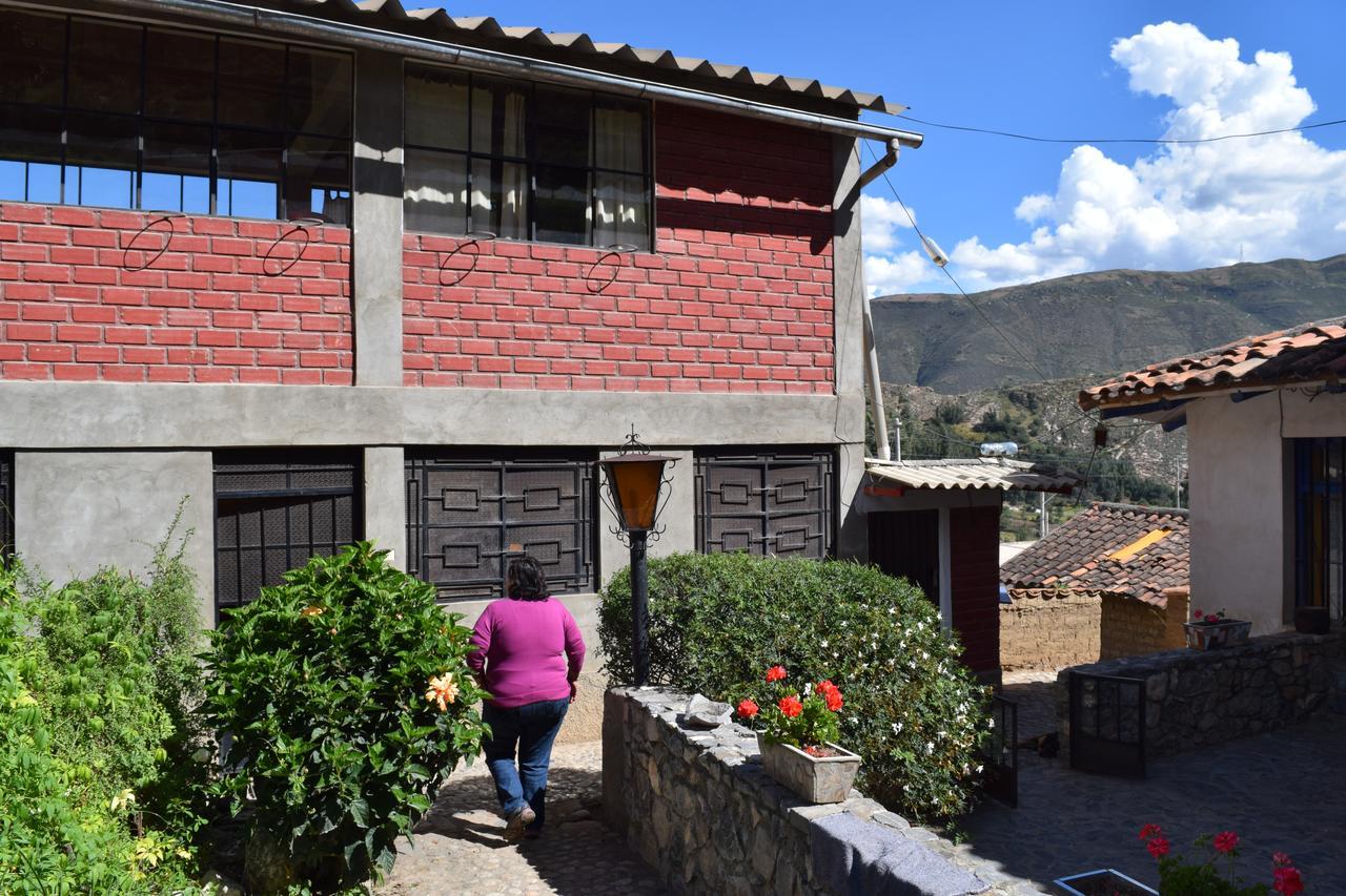 La Casita De Mi Abuela Hostel Mancos Bagian luar foto