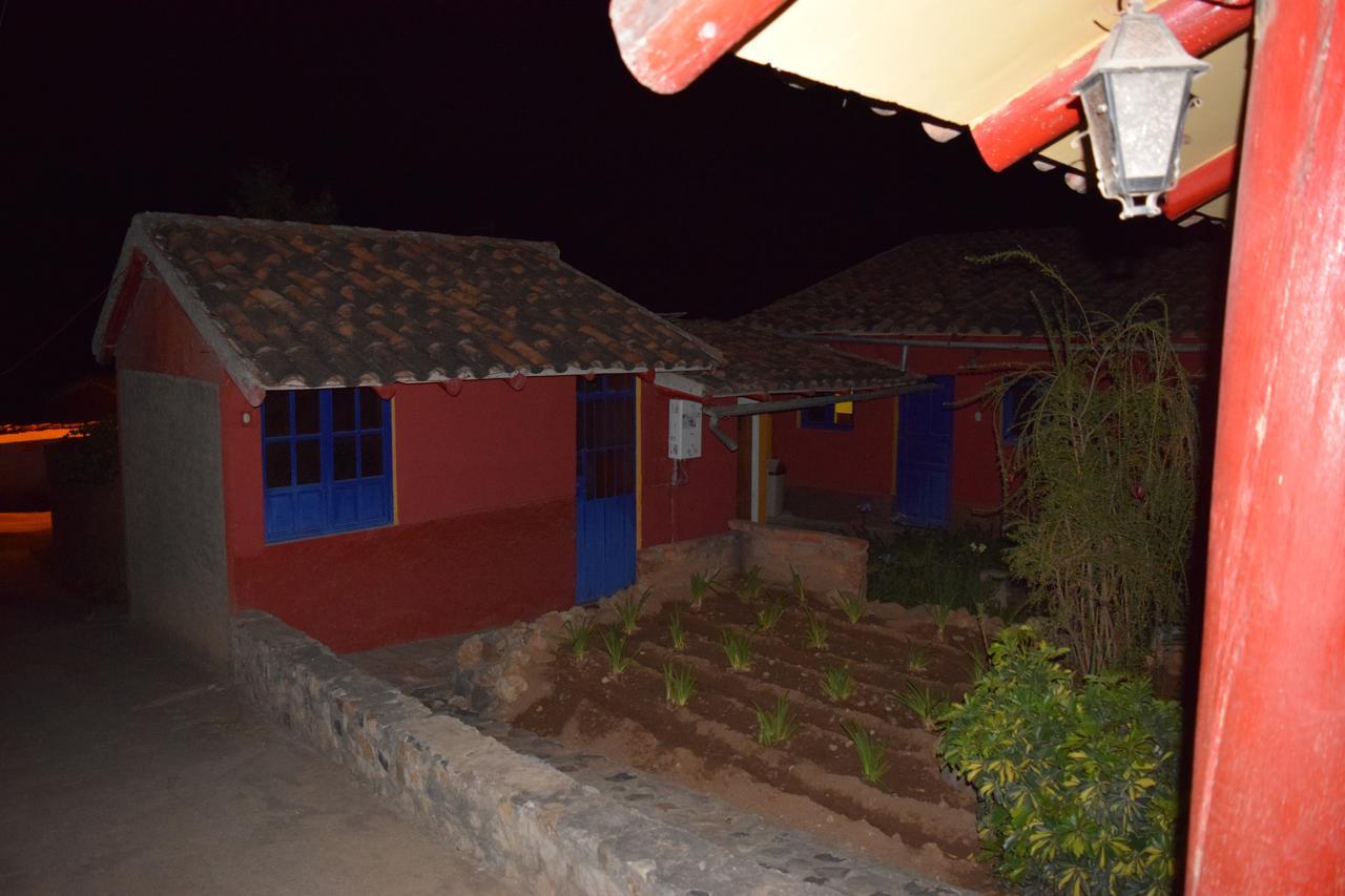 La Casita De Mi Abuela Hostel Mancos Bagian luar foto