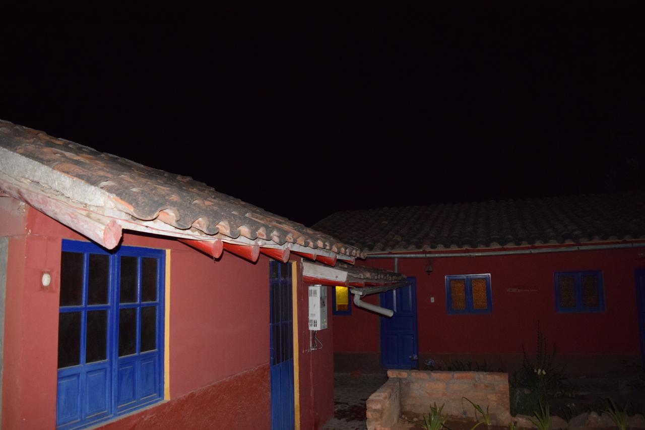La Casita De Mi Abuela Hostel Mancos Bagian luar foto